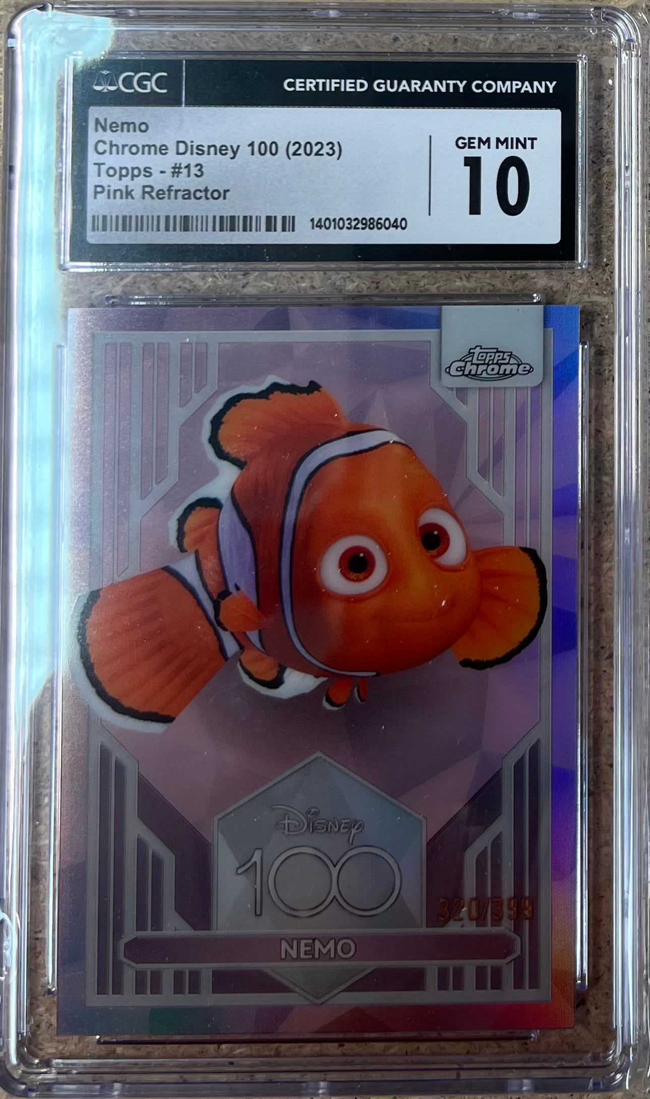 Topps Disney Nemo Pink Refractor /399 CGC 10